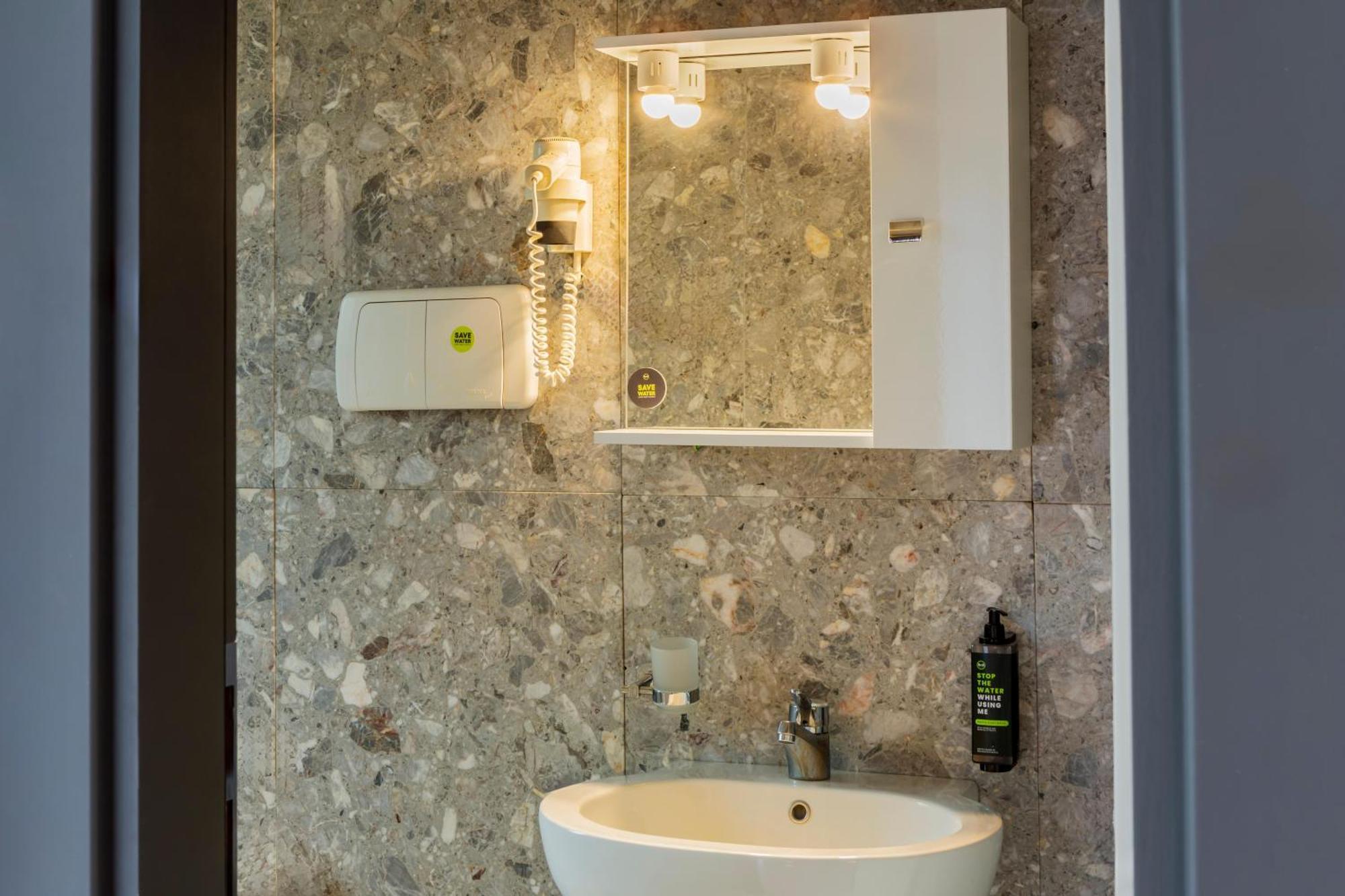 B&B Hotel Bari Rondo Eksteriør billede