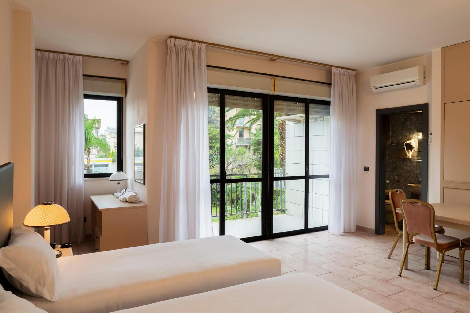 B&B Hotel Bari Rondo Eksteriør billede